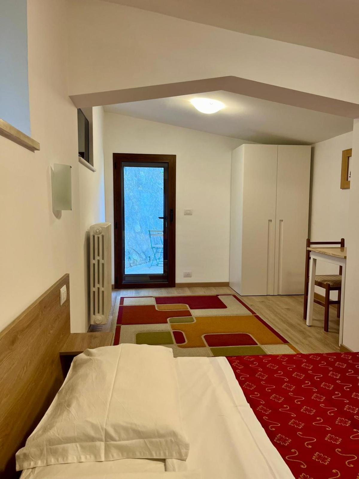 Amoroso'S House, Affittacamere كارامانيكو تيرمي المظهر الخارجي الصورة