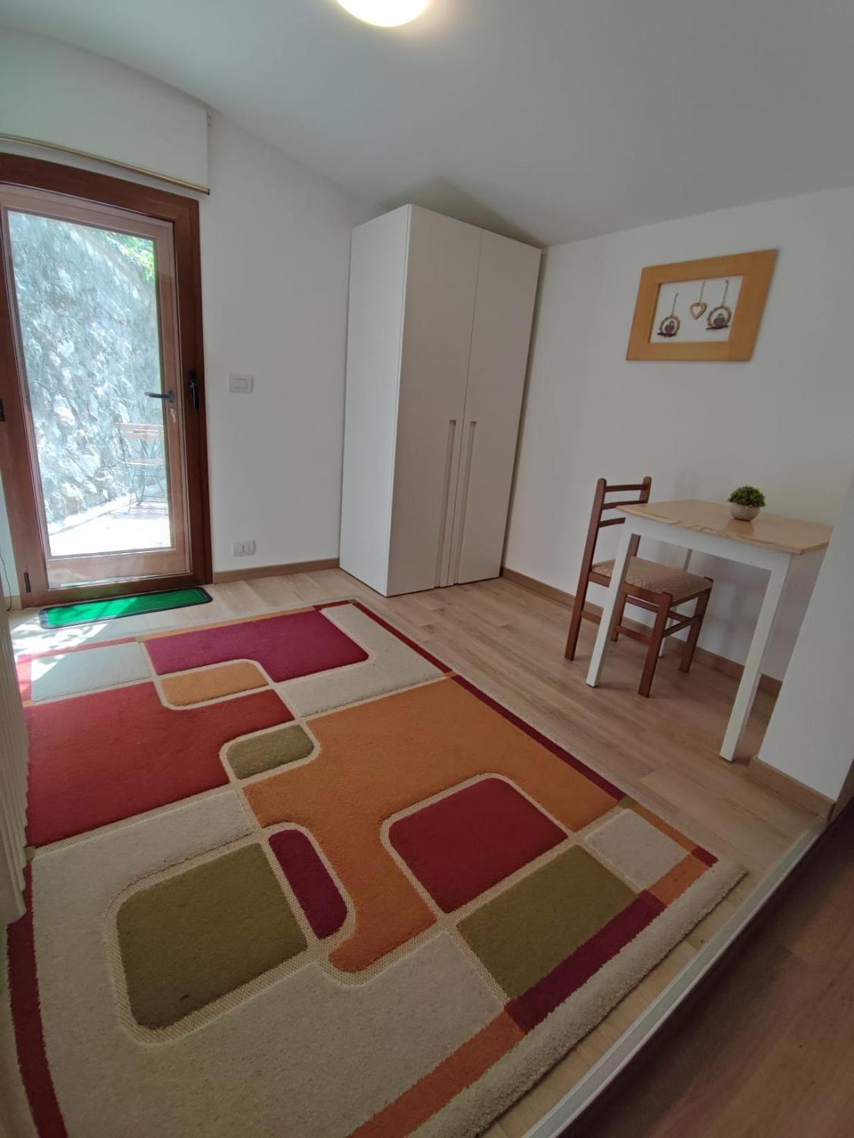 Amoroso'S House, Affittacamere كارامانيكو تيرمي المظهر الخارجي الصورة