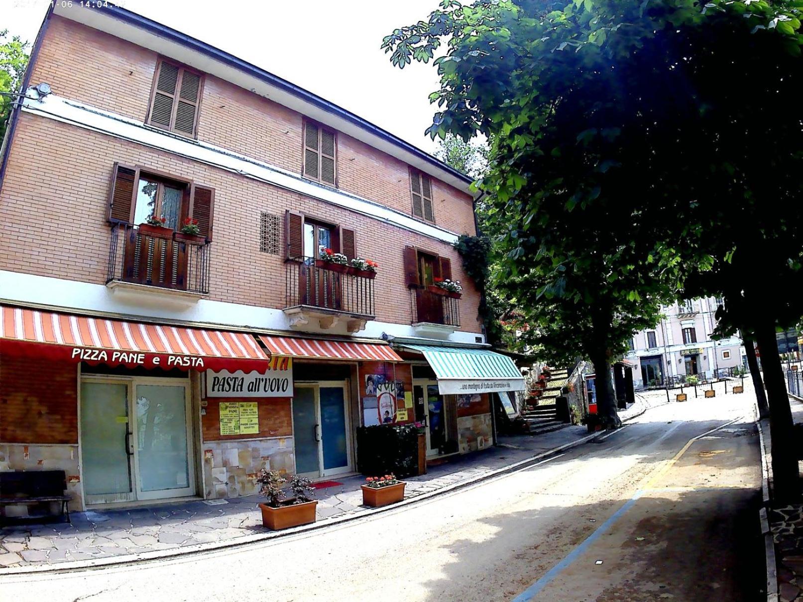 Amoroso'S House, Affittacamere كارامانيكو تيرمي المظهر الخارجي الصورة